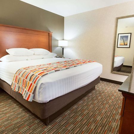 Drury Inn & Suites St. Louis Крийв Кър Екстериор снимка